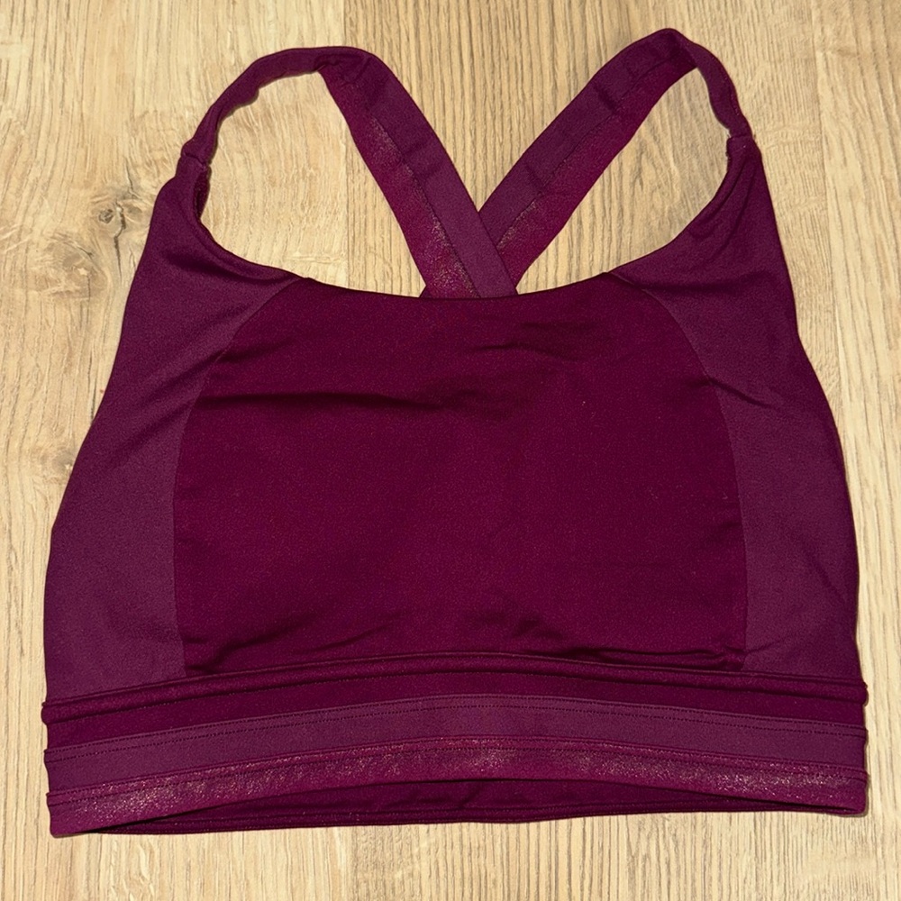 Lululemon sports bra